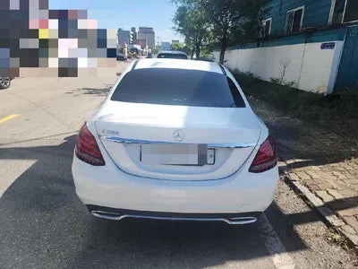 2016 Mercedes-Benz C 200 VIN: