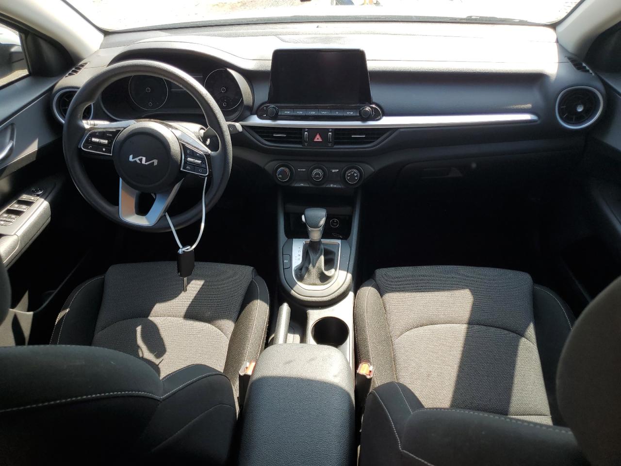 2023 KIA FORTE LX VIN:3KPF24AD1PE688623