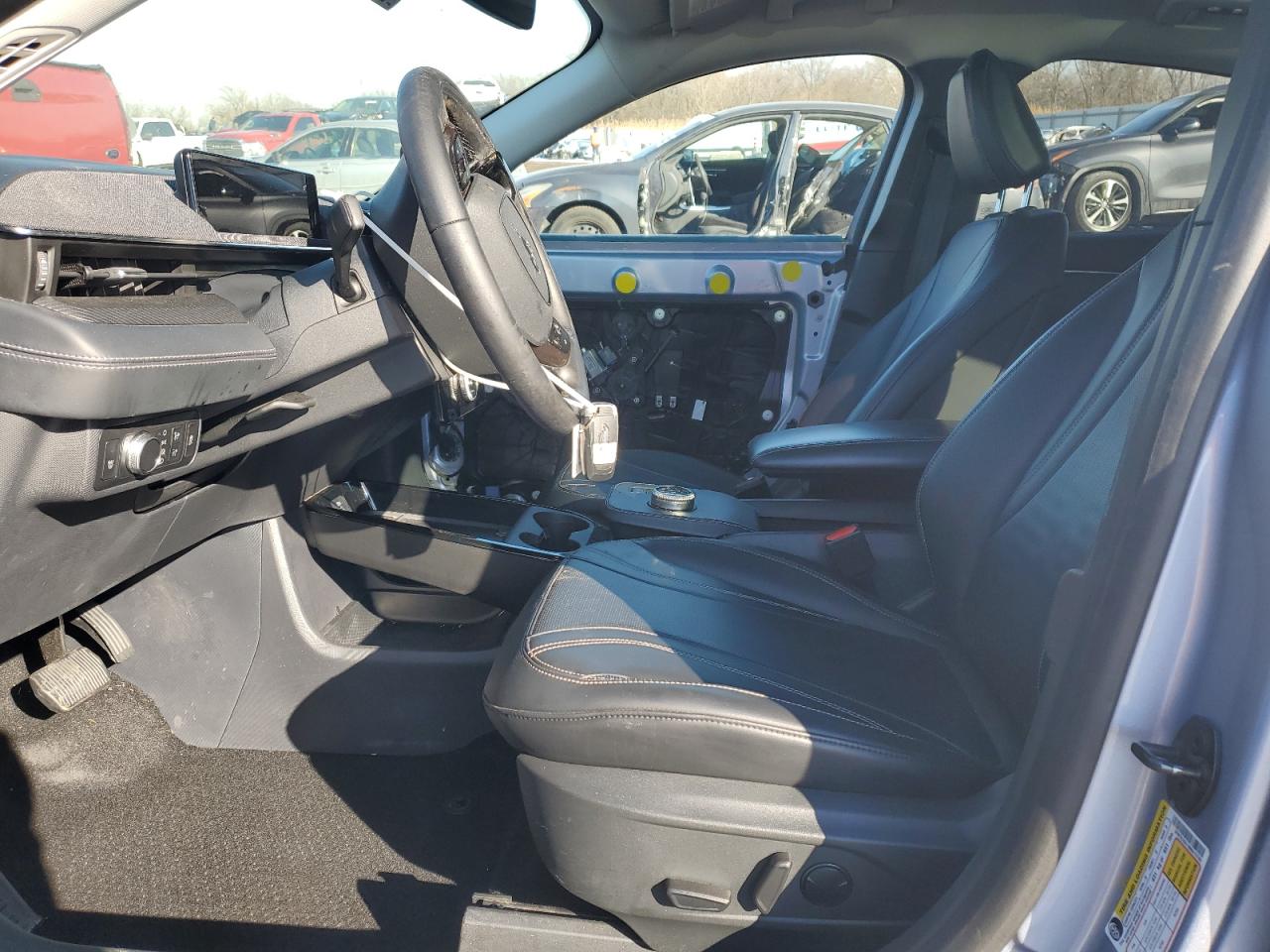 2022 FORD MUSTANG MACH-E PREMIUM VIN:3FMTK3SU1NMA15700