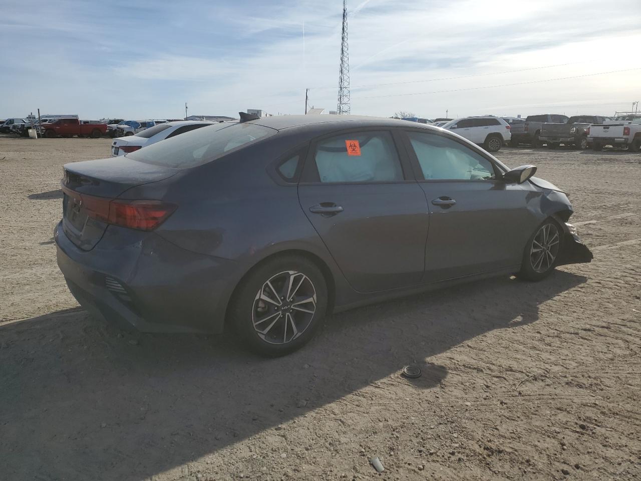 2024 KIA FORTE LX VIN:3KPF24AD3RE729935