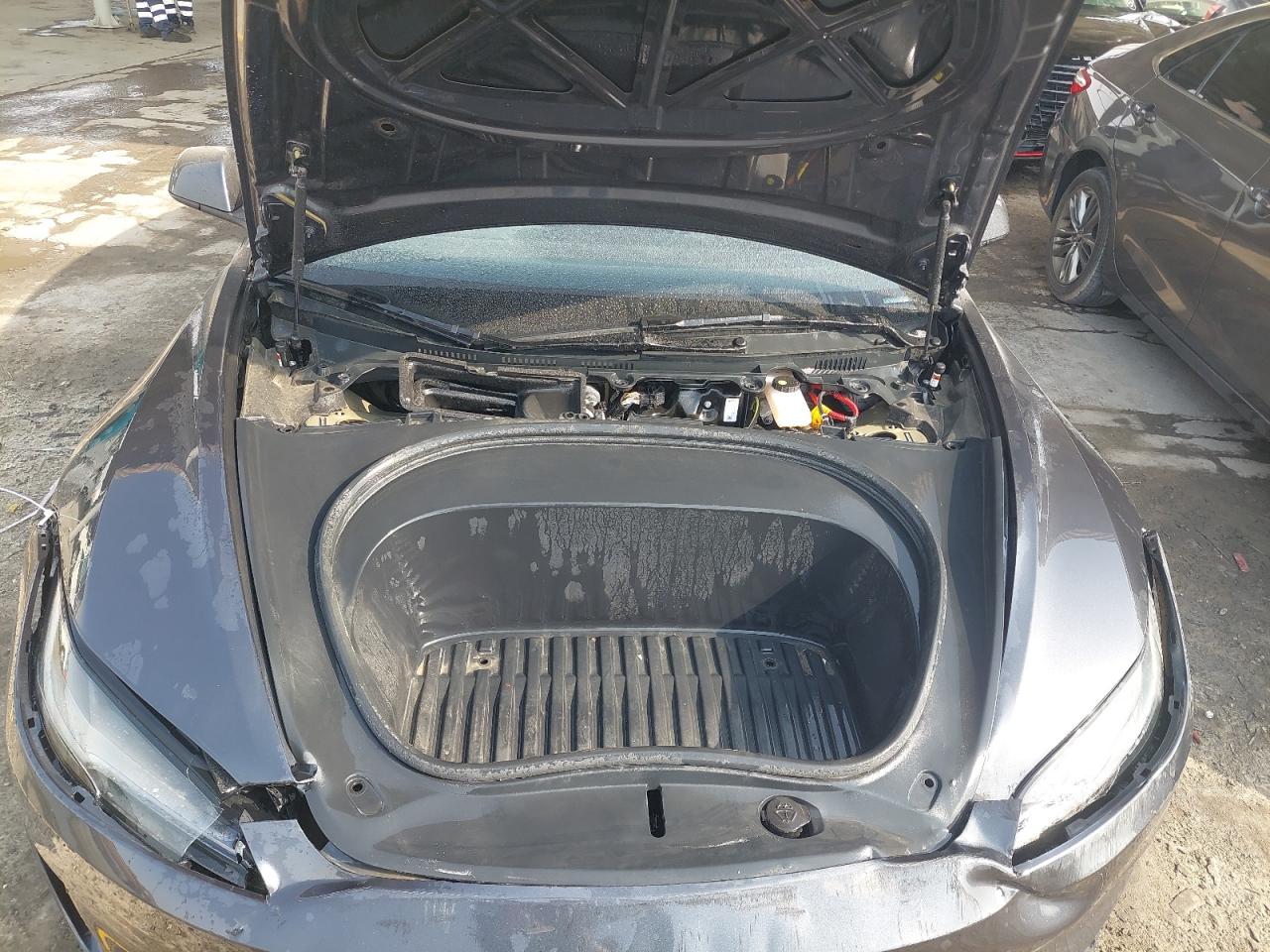 2025 TESL MODEL 3 VIN:LRW3E7ET8SC******