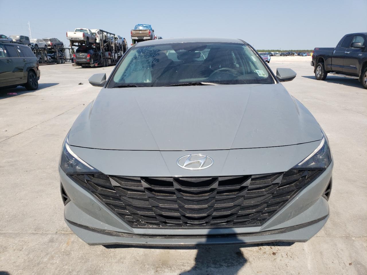 2022 HYUNDAI ELANTRA SEL VIN:KMHLM4AG7NU320996