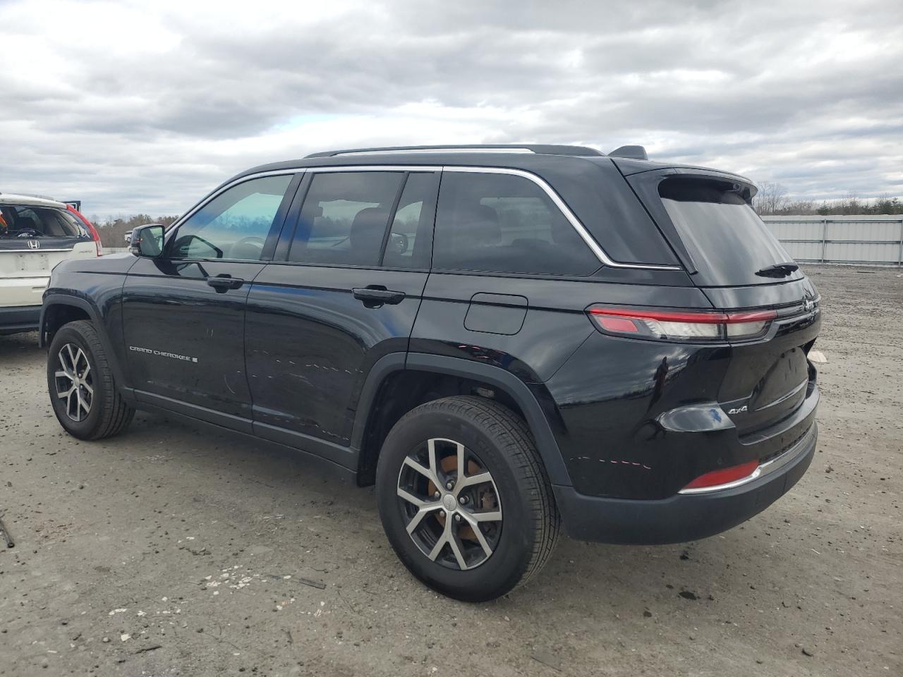 2023 JEEP GRAND CHEROKEE LIMITED VIN:1C4RJHBG1PC668931