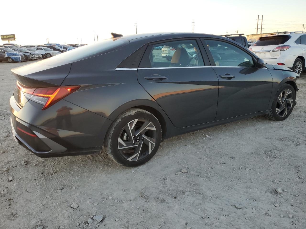 2024 HYUNDAI ELANTRA LIMITED VIN:KMHLP4DG3RU664883