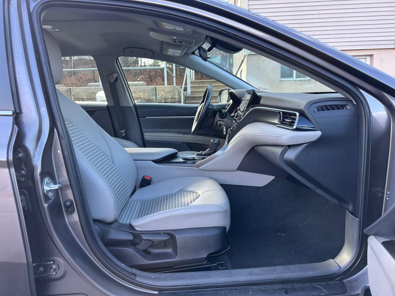 2022 TOYOTA CAMRY SE VIN:4T1G11AKXNU714585