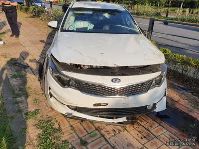 2016 Kia K5 KNAGX411BGA108367 VIN:KNAGX411BGA108367