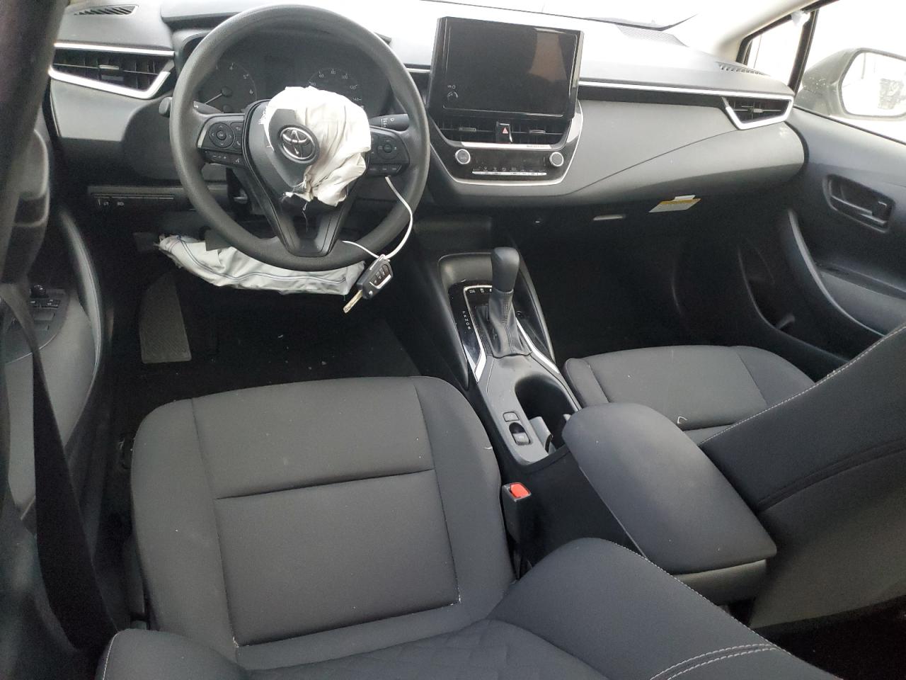 2024 TOYOTA COROLLA LE VIN:JTDBCMFE3R3042569