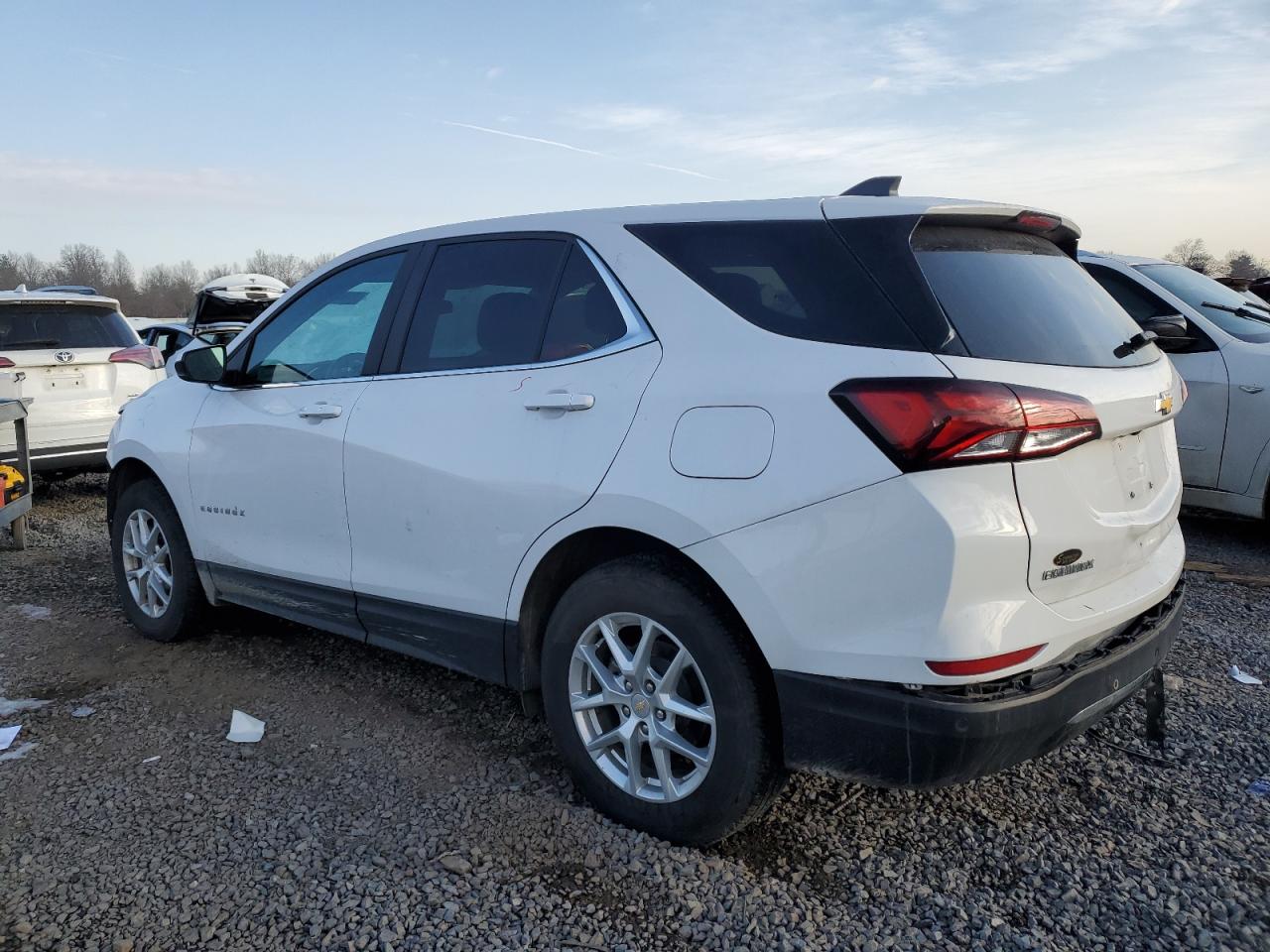 2022 CHEVROLET EQUINOX LT VIN:3GNAXUEV4NL258521