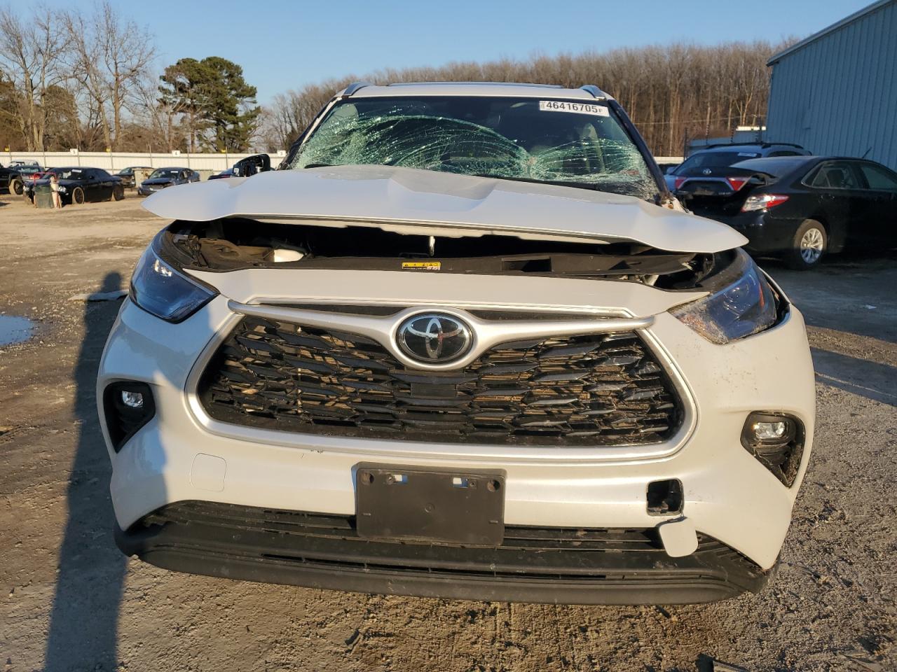 2022 TOYOTA HIGHLANDER XLE VIN:5TDGZRBH0NS246319