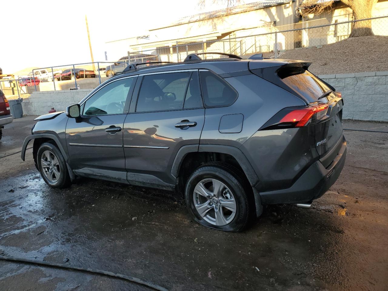 2024 TOYOTA RAV4 XLE VIN:2T3P1RFV1RW464748