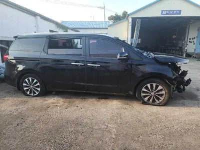 2015 Kia Carnival VIN: