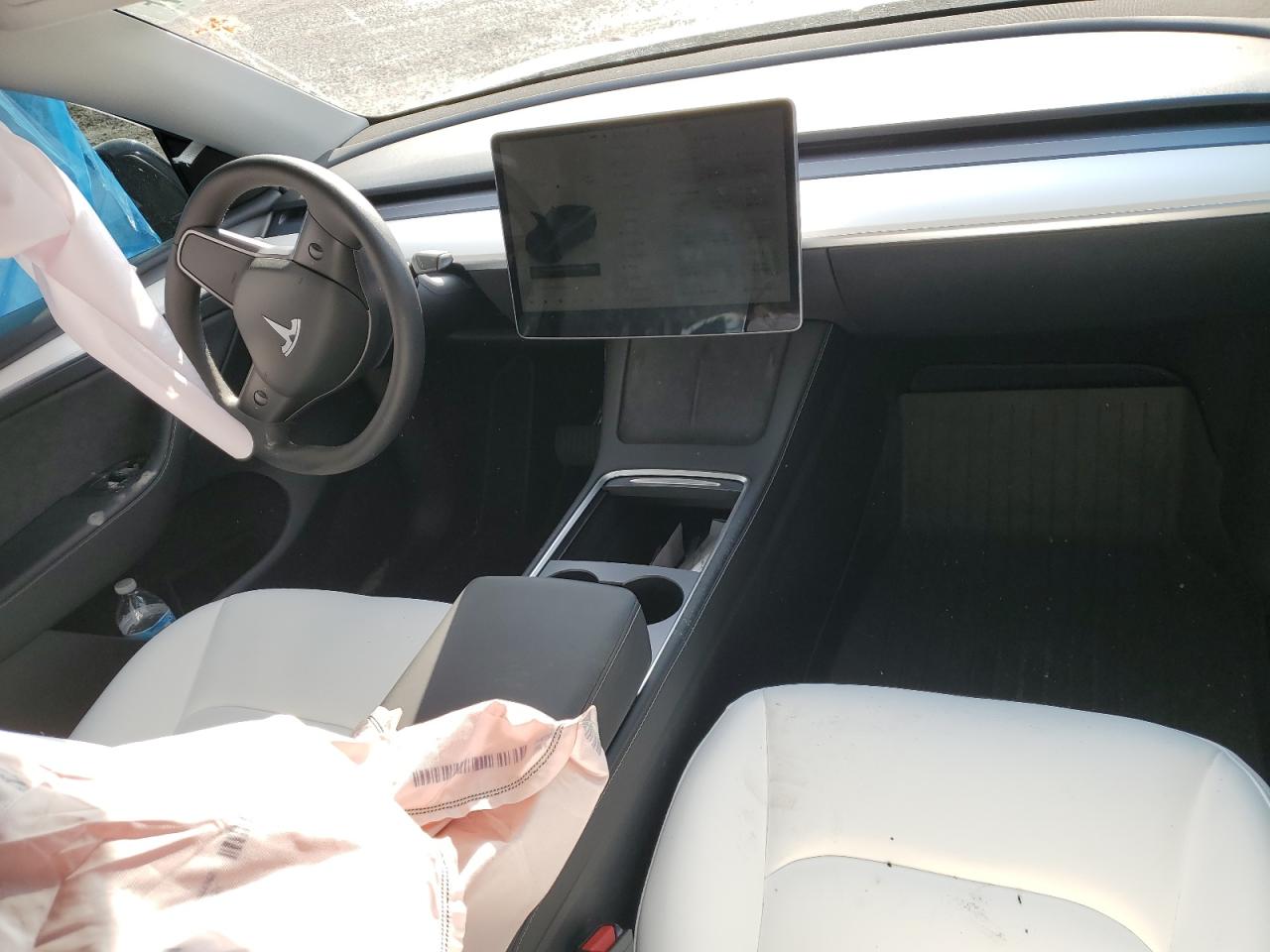 2024 TESLA MODEL Y  VIN:7SAYGDEE5RF995614