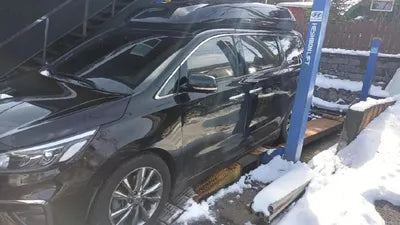 2018 Kia Carnival VIN: