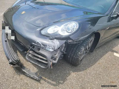 2014 Porsche Panamera VIN: