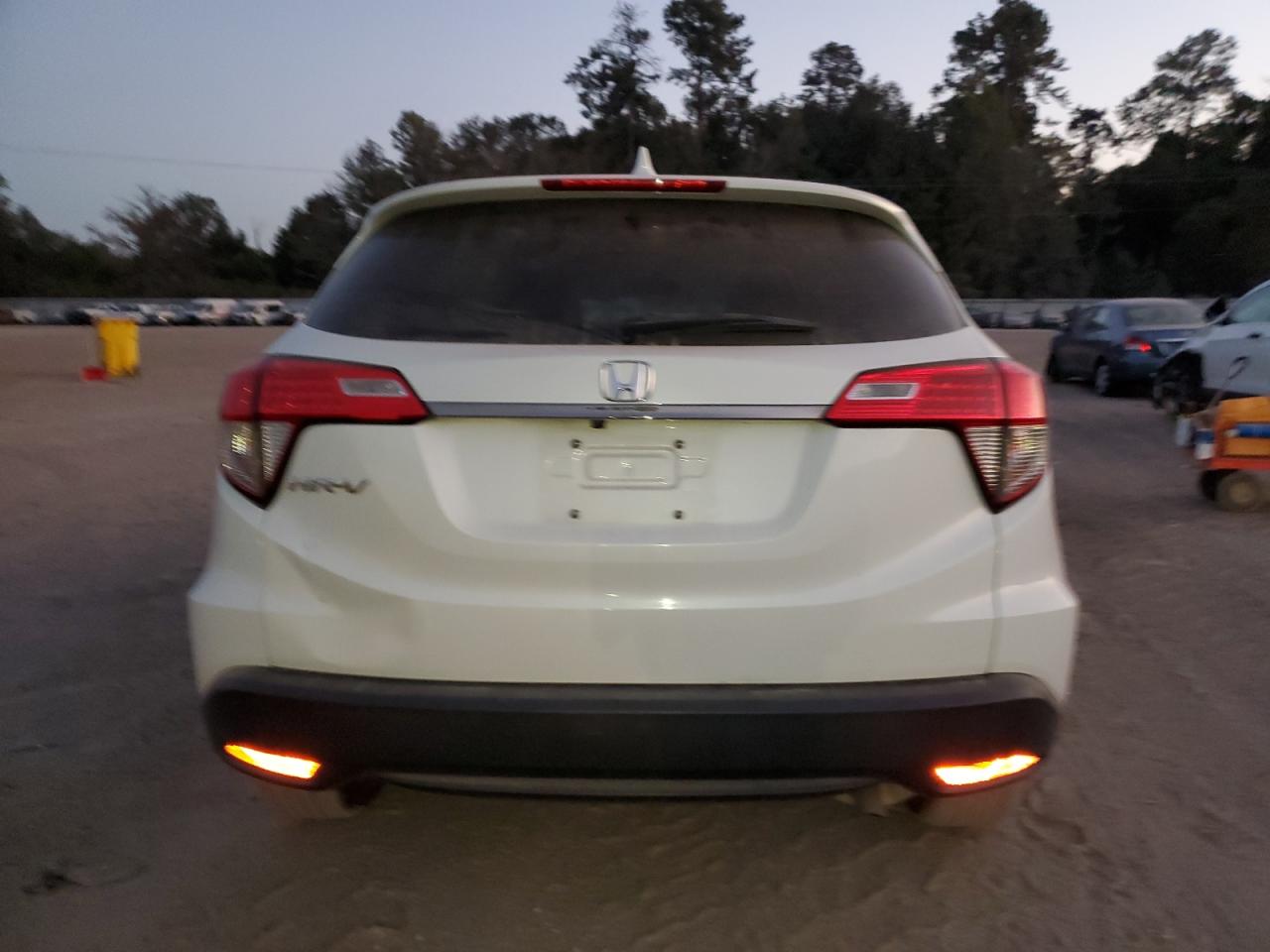 2022 HONDA HR-V LX VIN:3CZRU5H38NM714772