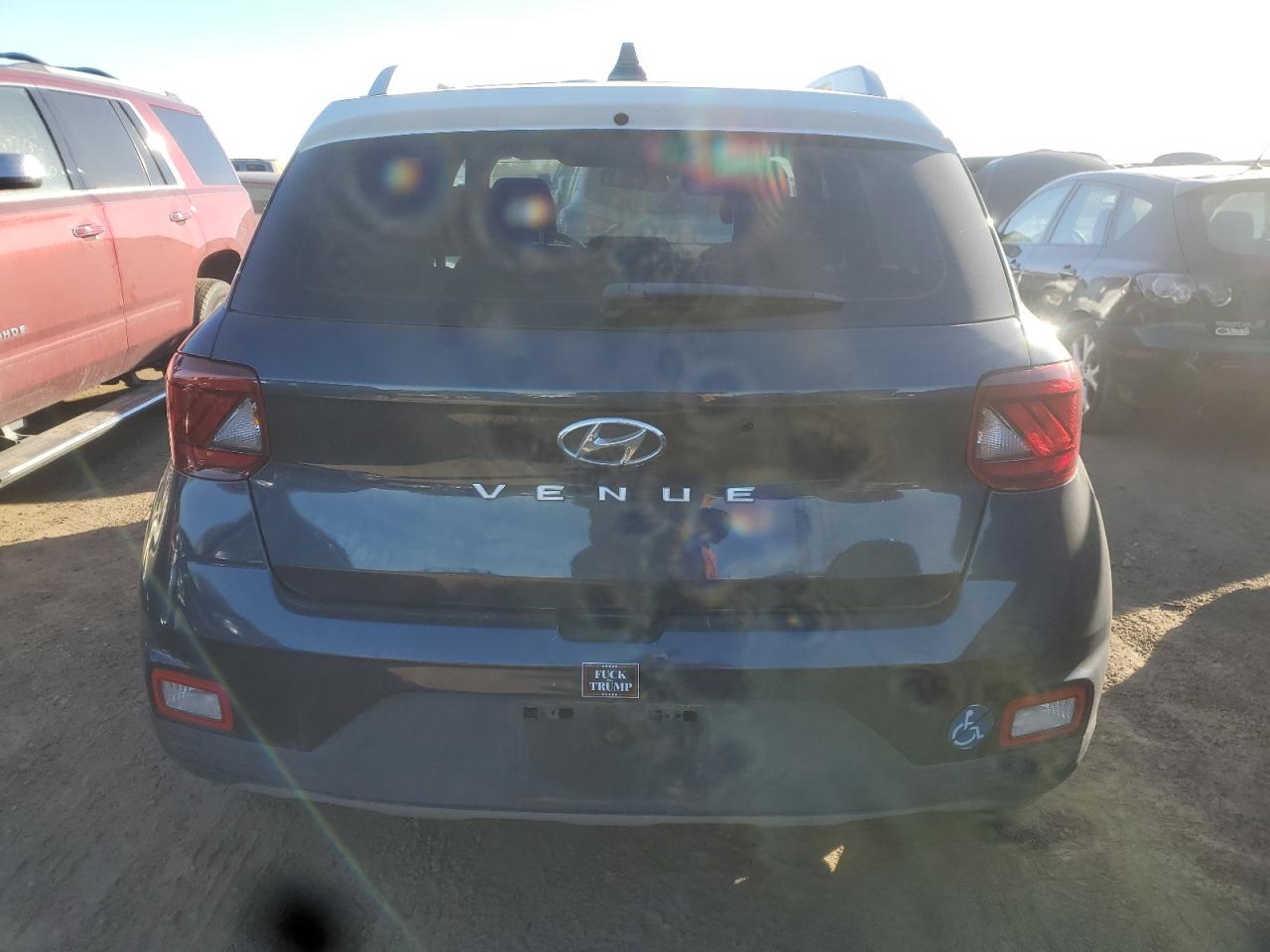 2022 HYUNDAI VENUE SEL VIN:KMHRC8A36NU181820