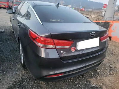 2016 Kia K5 KNAGX411BGA091816 VIN:KNAGX411BGA091816
