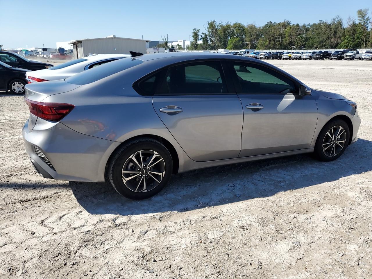2024 KIA FORTE LX VIN:3KPF24AD3RE775376