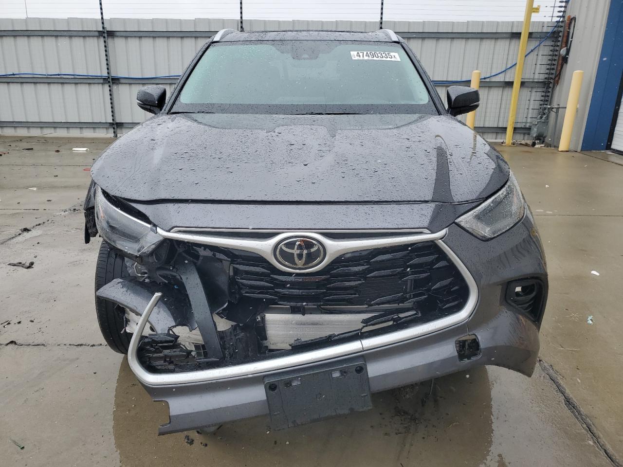 2022 TOYOTA HIGHLANDER XLE VIN:5TDGZRBH3NS247271