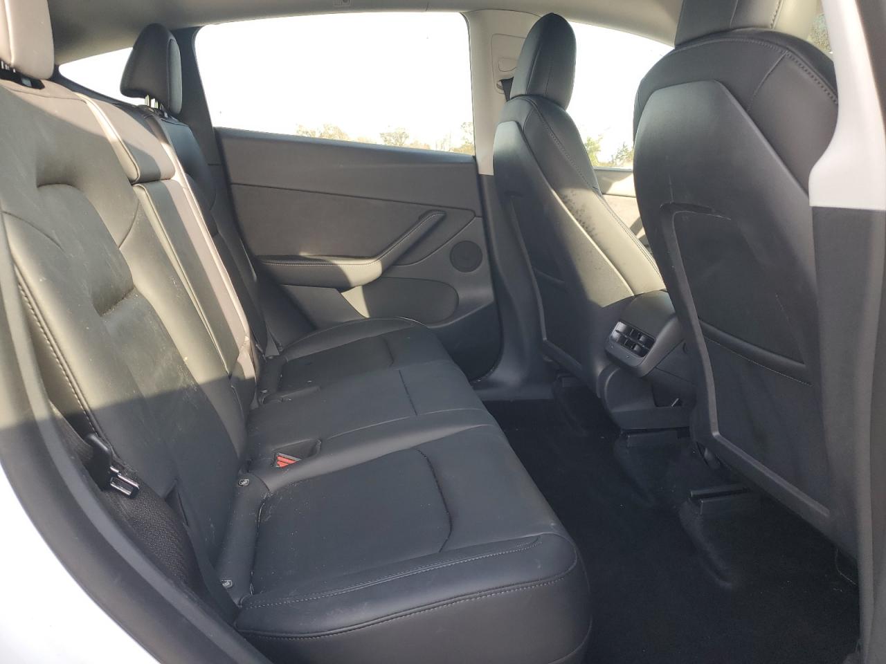 2022 TESLA MODEL Y  VIN:7SAYGDEF4NF457747