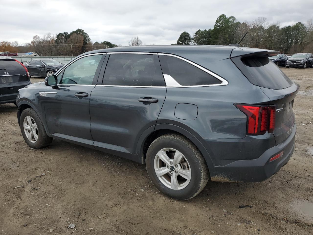 2022 KIA SORENTO LX VIN:5XYRG4LC9NG111566