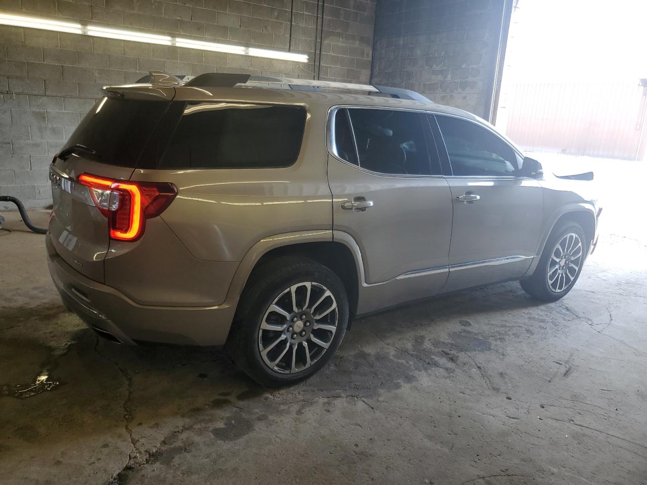 2022 GMC ACADIA DENALI VIN:1GKKNXLS4NZ111576