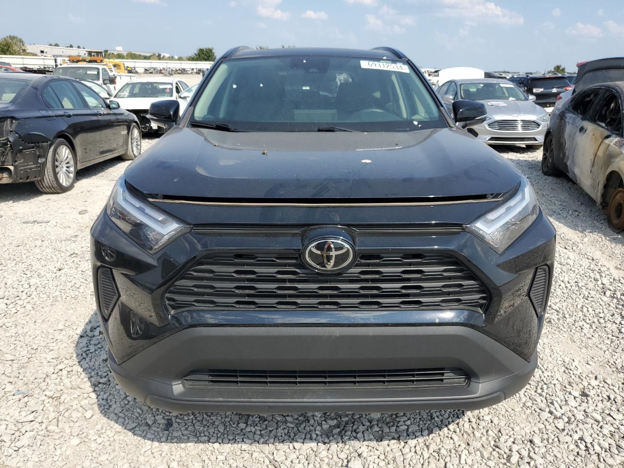 2022 TOYOTA RAV4 XLE VIN:2T3P1RFV8NC305608