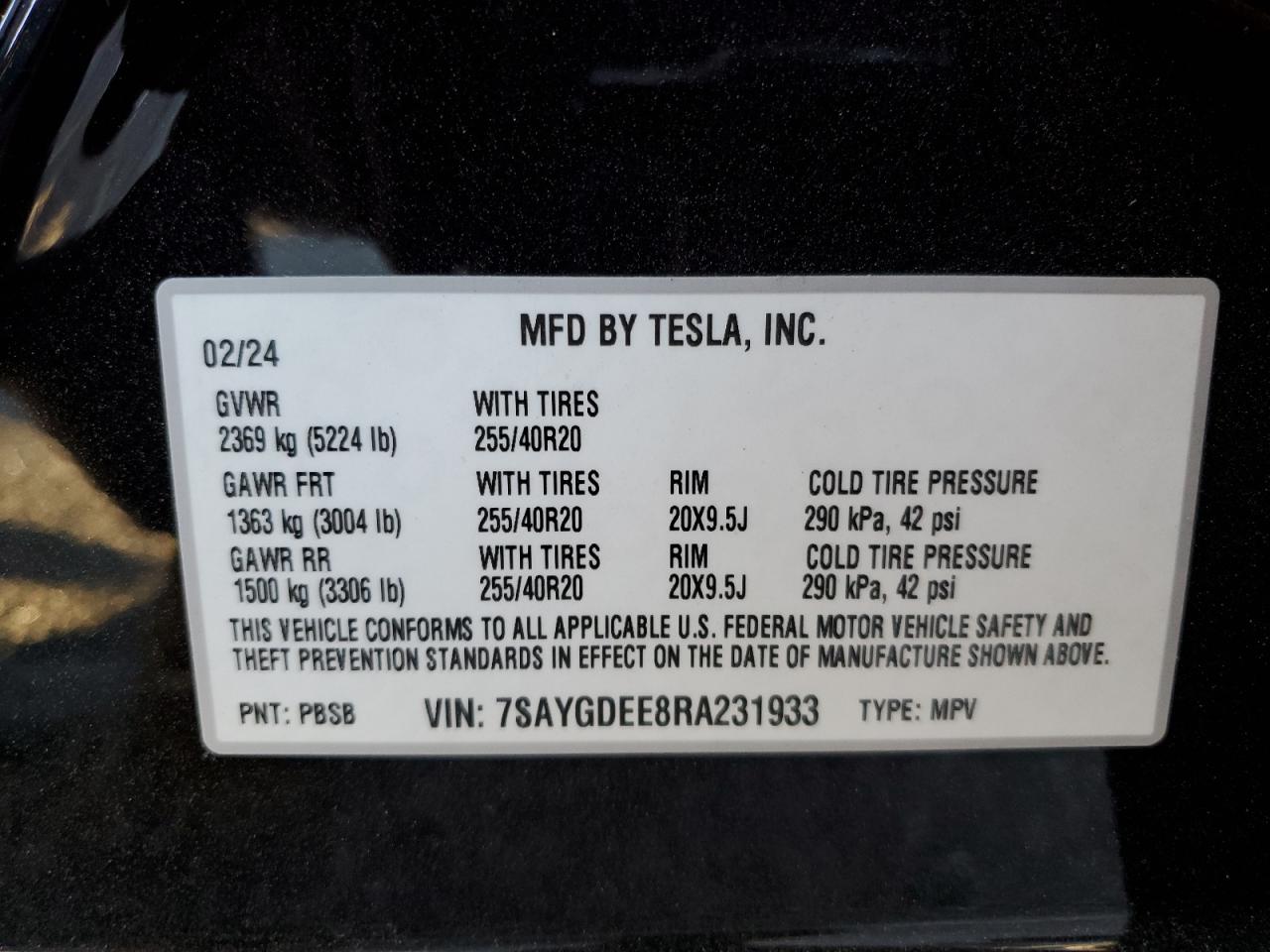 2024 TESLA MODEL Y  VIN:7SAYGDEE8RA231933
