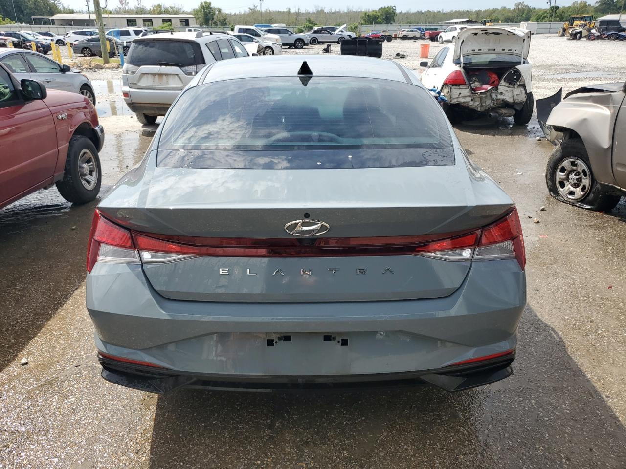 2022 HYUNDAI ELANTRA SEL VIN:KMHLM4AG8NU321400