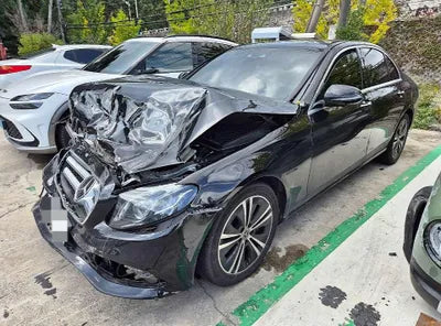 2020 Mercedes-Benz E 300 VIN: