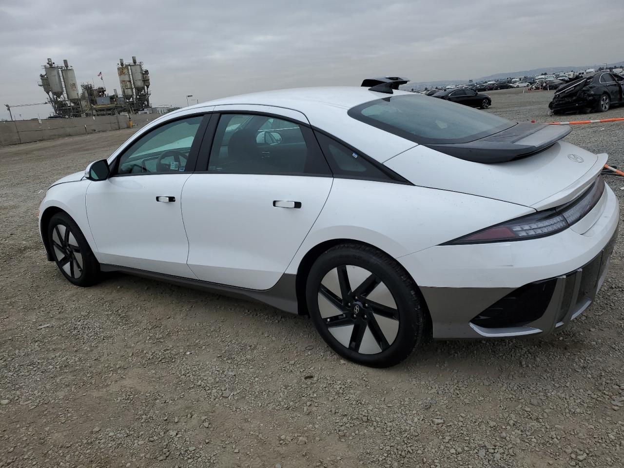 2024 HYUNDAI IONIQ 6 SE VIN:KMHM24AA1RA075660