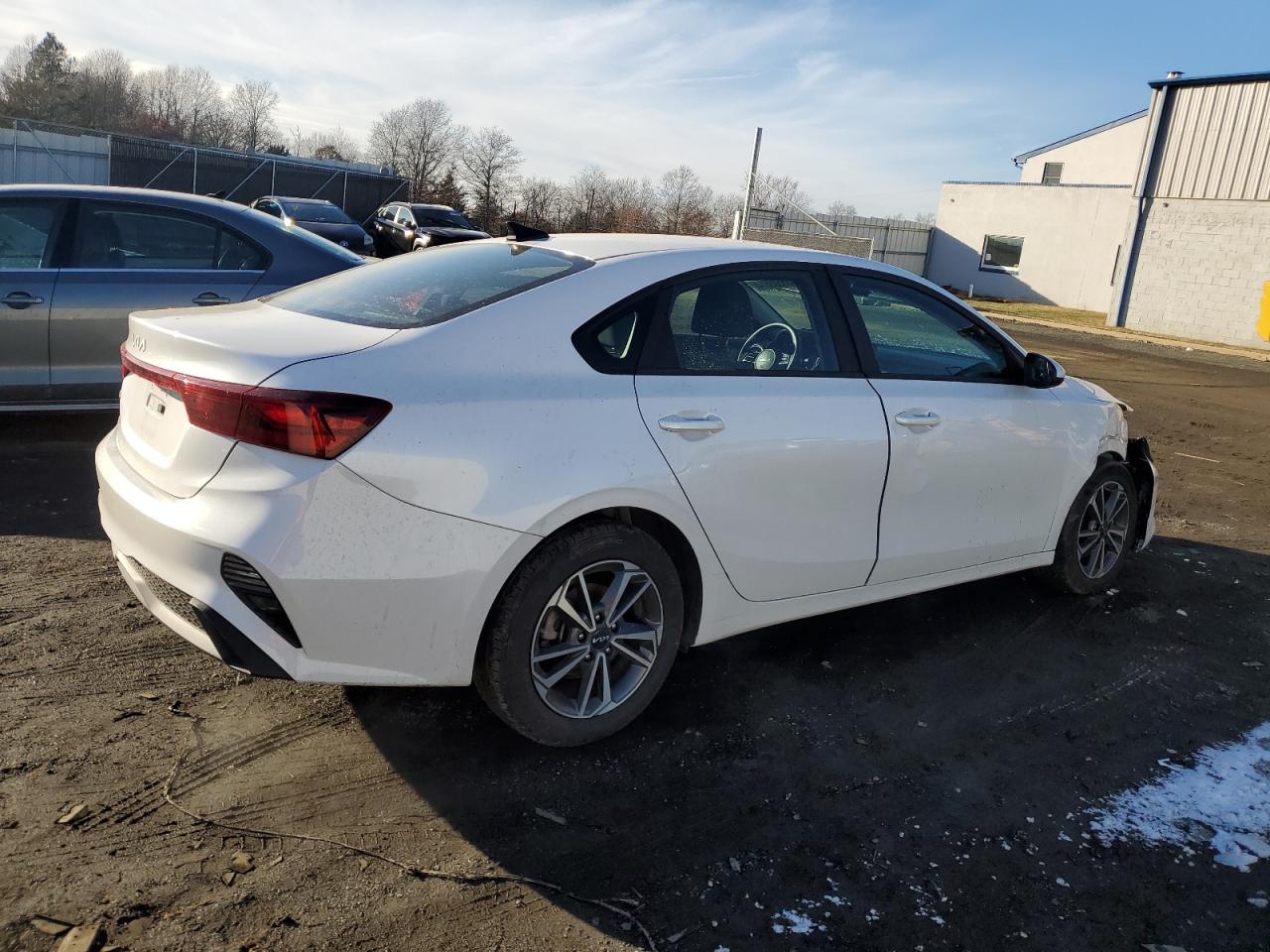 2023 KIA FORTE LX VIN:3KPF24AD0PE639252