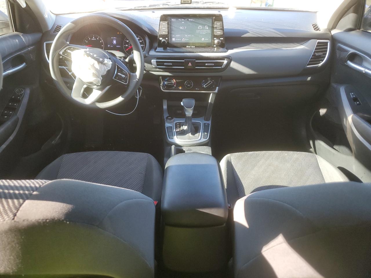 2022 KIA SELTOS LX VIN:KNDEPCAAXN7345898