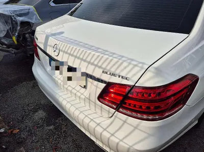 2015 Mercedes-Benz E 220 VIN: