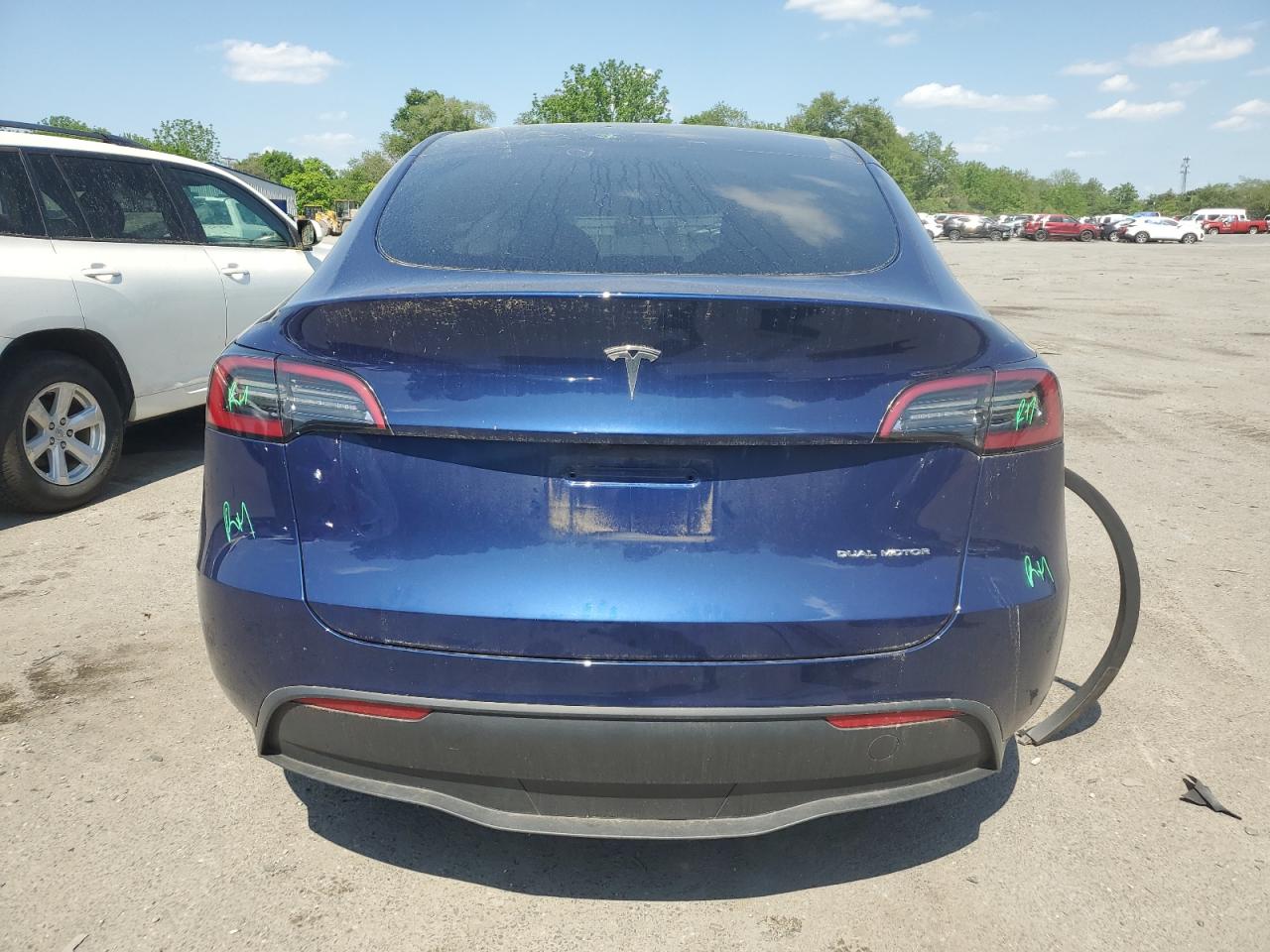 2023 TESLA MODEL Y  VIN:7SAYGDEE3PF663295