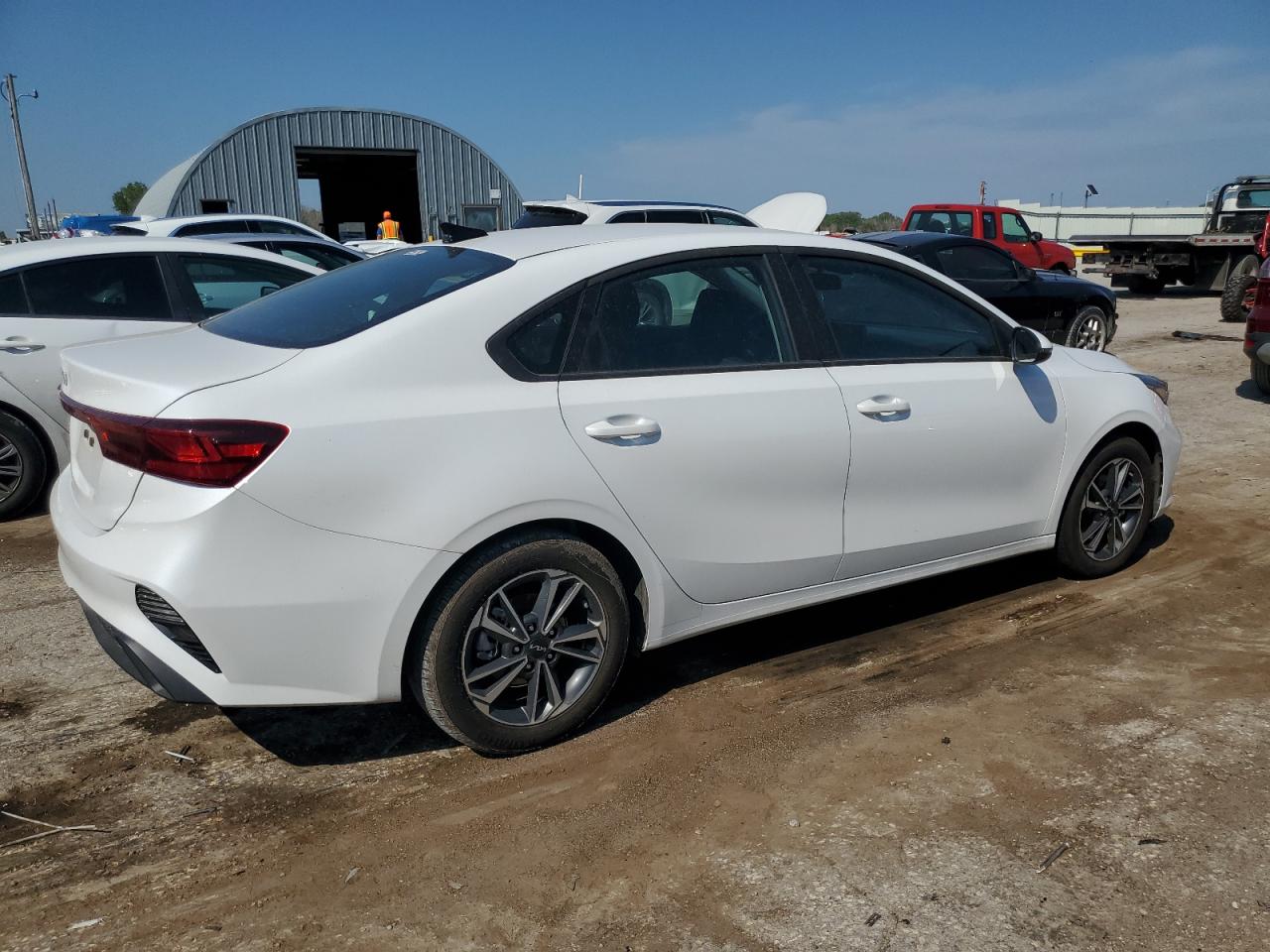 2024 KIA FORTE LX VIN:3KPF24AD4RE753239