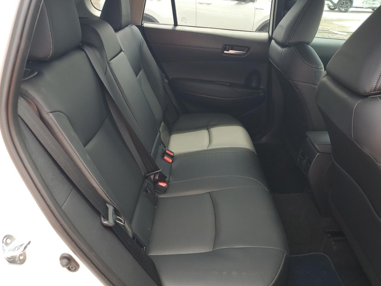 2024 TOYOTA COROLLA CROSS XLE VIN:7MUDAABG3RV117053