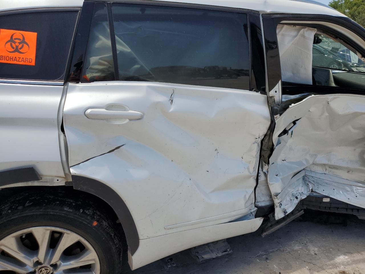2022 TOYOTA HIGHLANDER LIMITED VIN:5TDDZRBH8NS213040