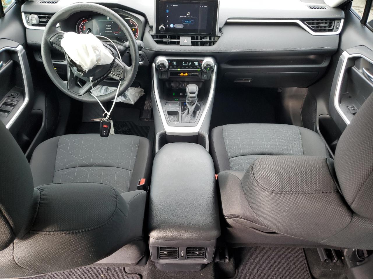 2024 TOYOTA RAV4 XLE VIN:2T3W1RFV9RC290506