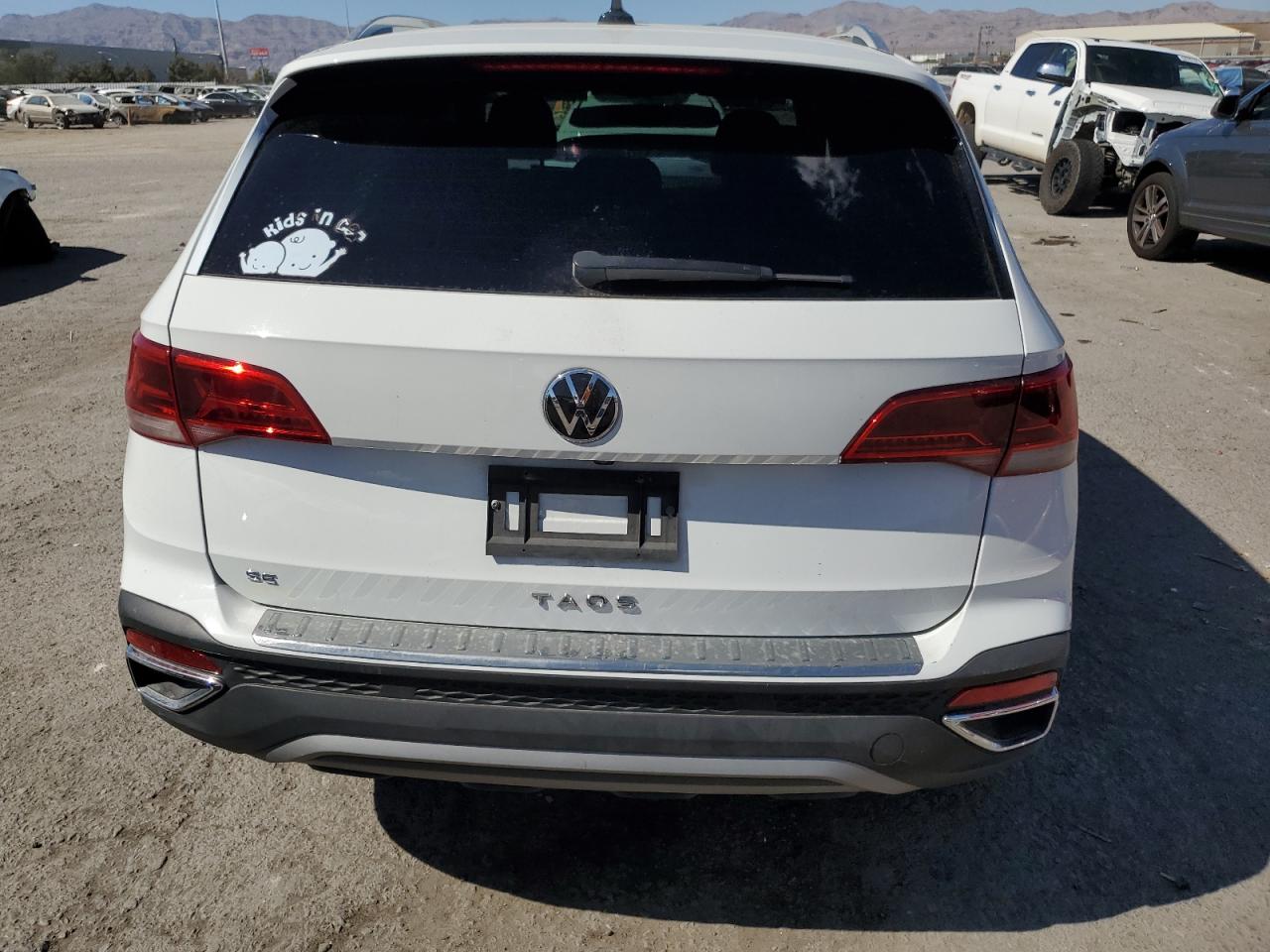 2022 VOLKSWAGEN TAOS SE VIN:3VVRX7B20NM039624