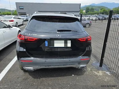 2021 Mercedes-Benz GLA 220 VIN: