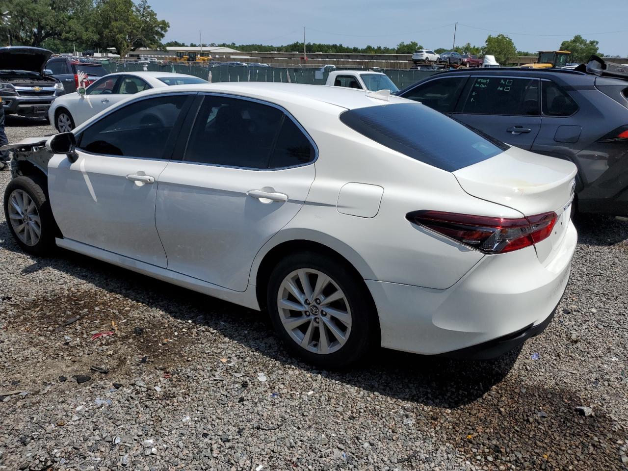 2022 TOYOTA CAMRY LE VIN:4T1C11AK8NU682749