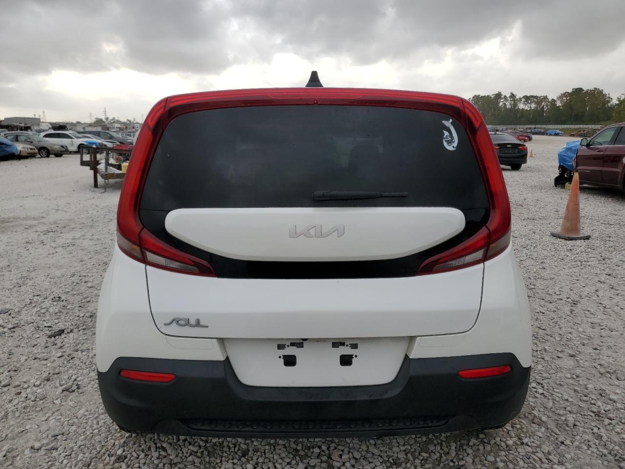 2022 KIA SOUL LX VIN:KNDJ23AU7N7185602