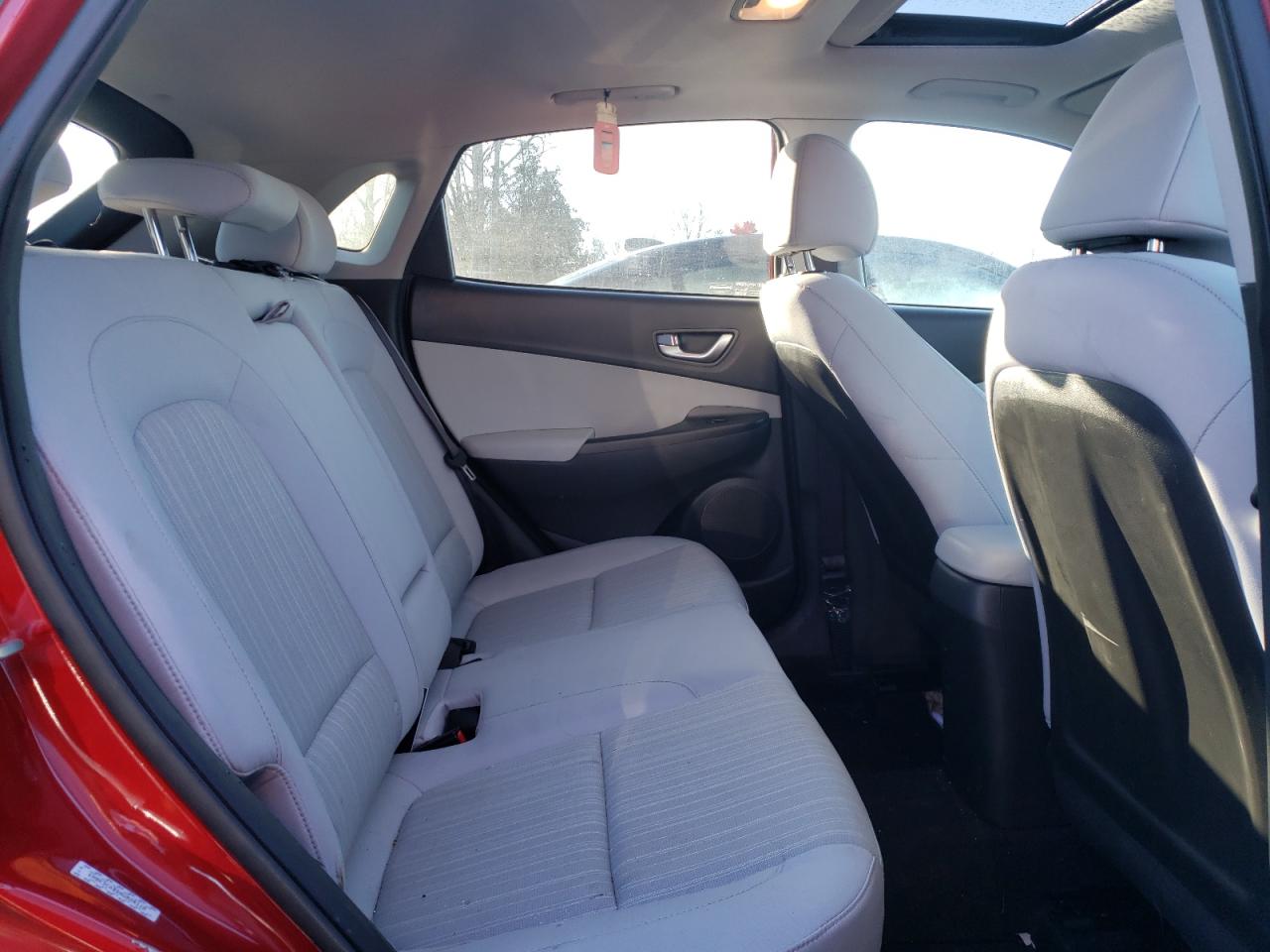 2022 HYUNDAI KONA SEL VIN:KM8K3CAB5NU820118