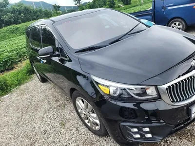 2015 Kia Carnival VIN: