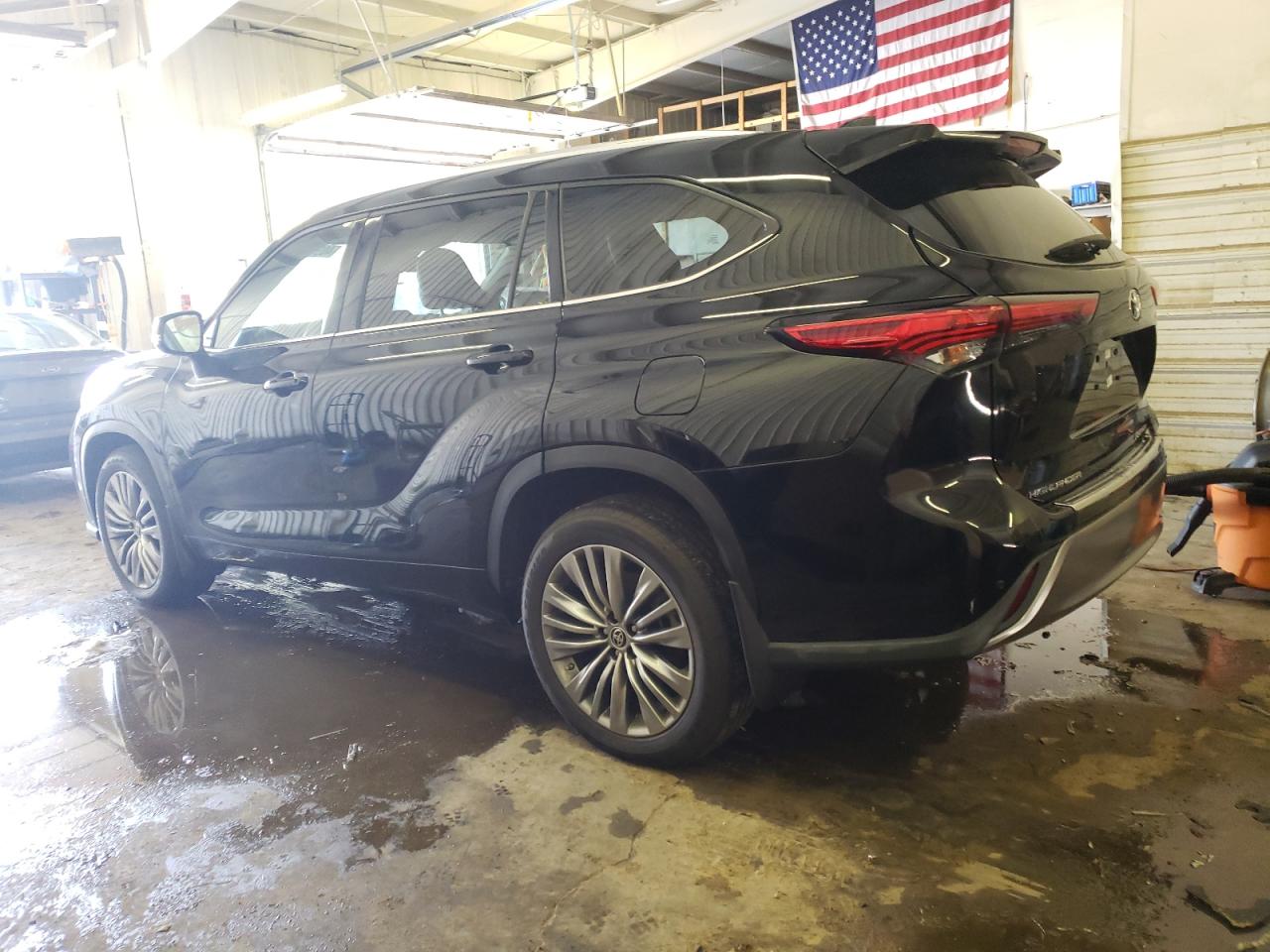 2022 TOYOTA HIGHLANDER PLATINUM VIN:5TDFZRBH6NS174697