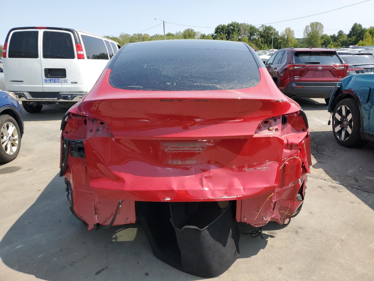 2023 TESLA MODEL Y  VIN:7SAYGDEF4PF606712