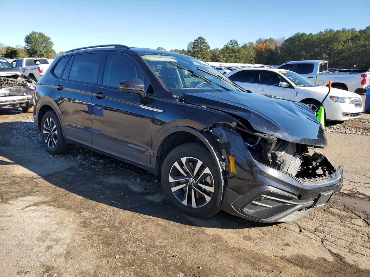 2023 VOLKSWAGEN TIGUAN S VIN:3VVFB7AX2PM058855