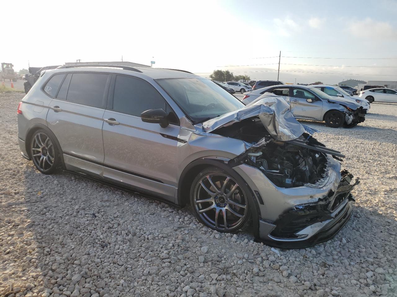 2022 VOLKSWAGEN TIGUAN SE R-LINE BLACK VIN:3VVCB7AX4NM032497