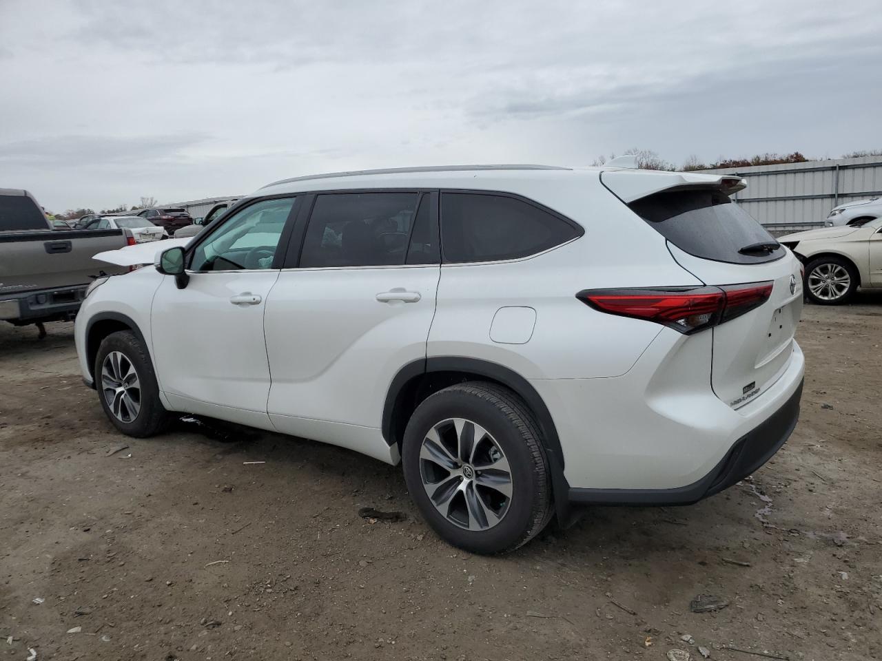 2023 TOYOTA HIGHLANDER L VIN:5TDKDRAHXPS518842